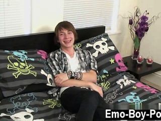 Hot Gay Cute New Emo Guy Devon Commences His Video By Saying Us A Little