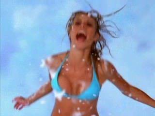 Heidi Klum Bouncing